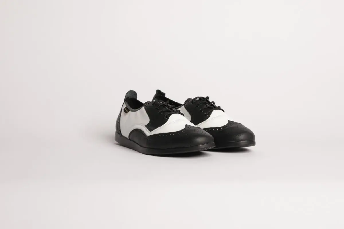 7817BW-1 - Men's Laceup's In Black and White Leather, With Dual Pivot Spin Spots